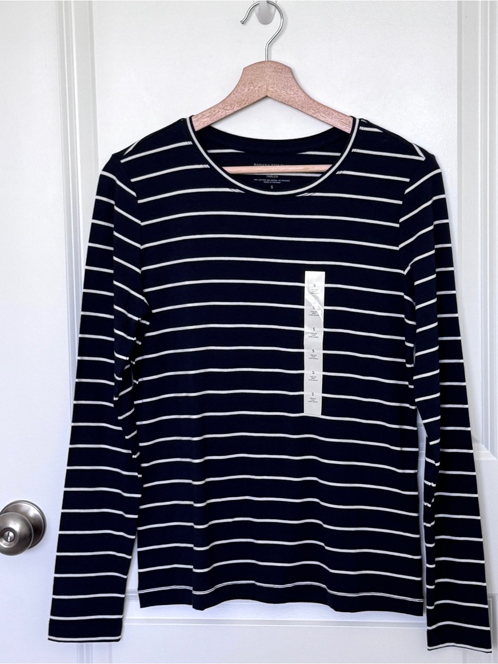 Banana Republic Timeless Crew Long-Sleeve